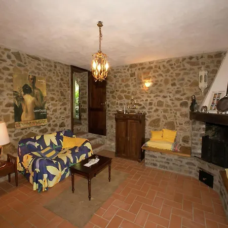 Villa Santa Fiora Farmhouse * Santa Fiora