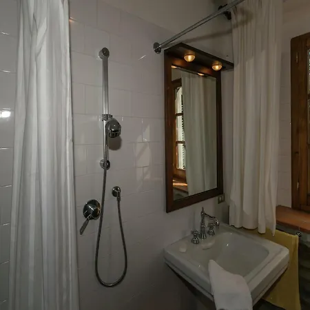 Villa Santa Fiora Farmhouse Villa